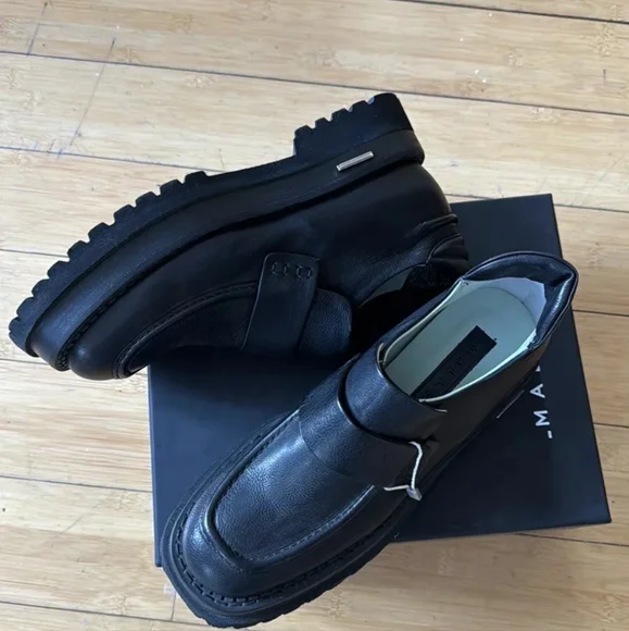 Malloni 39 8.5 black leather loafers Italy lug sole - Picture 3 of 10